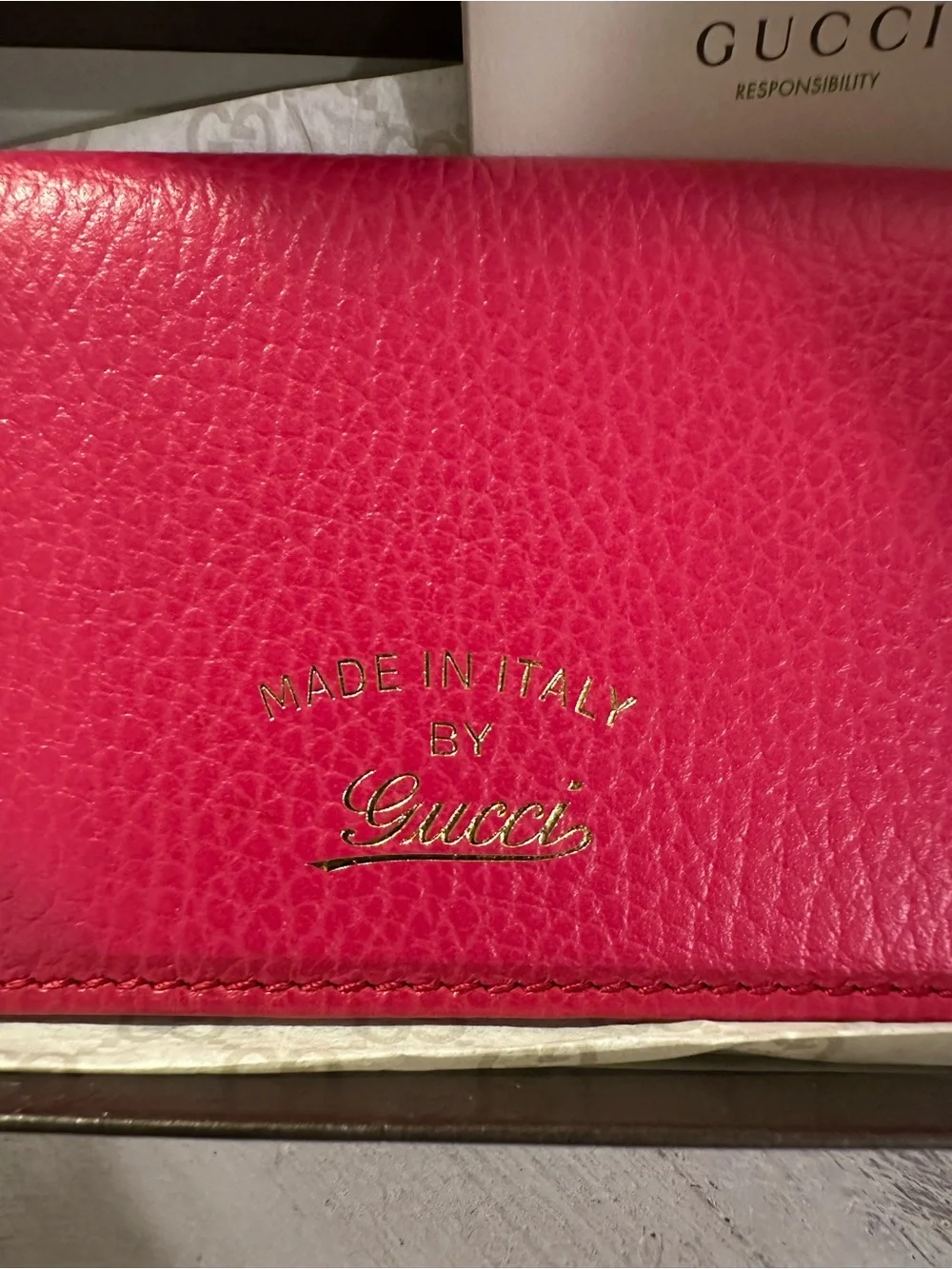 NWB Gucci Pink Swing Leather Train Pass Card Holder